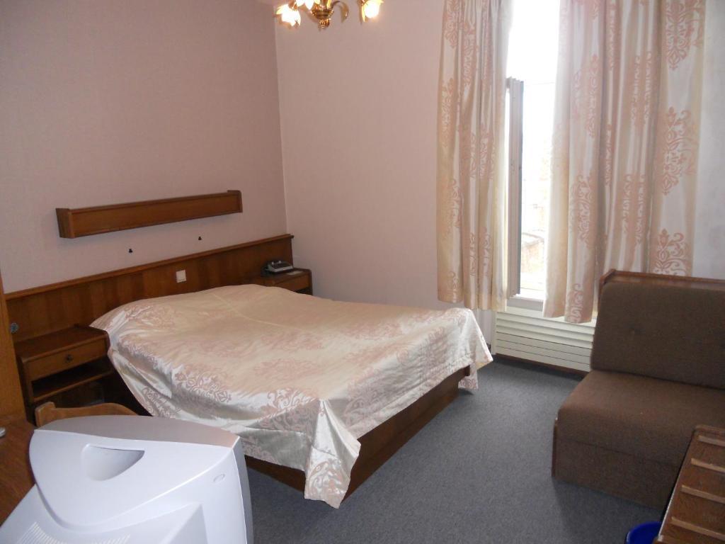 Hotel Ten Putte Gistel Quarto foto