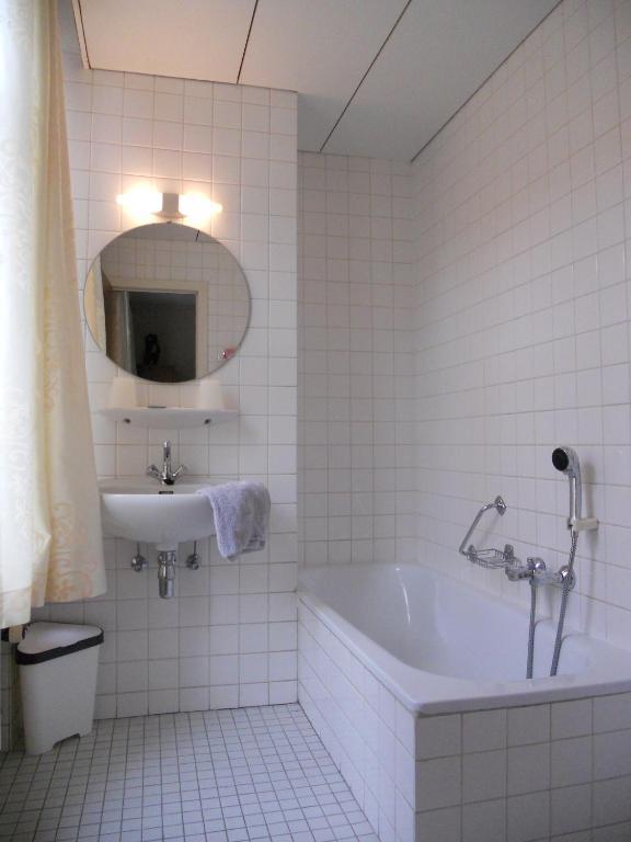 Hotel Ten Putte Gistel Quarto foto